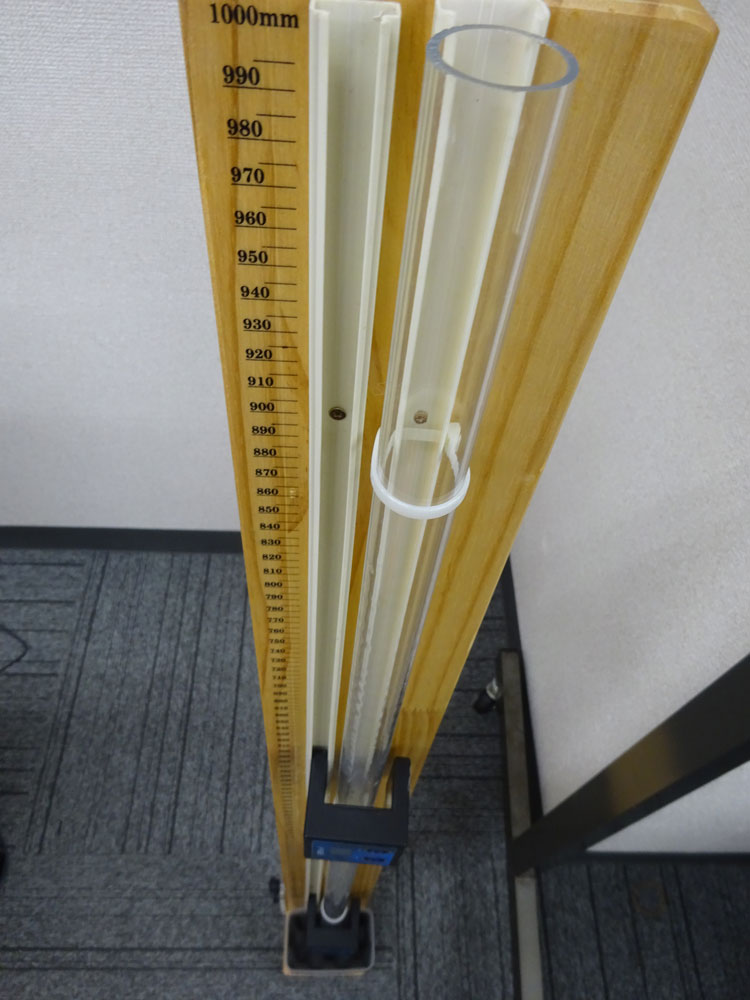 重力加速度実験